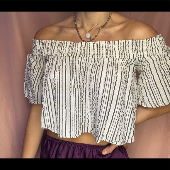 Urban Outfitters White off the shoulder top - Picture 1 of 3